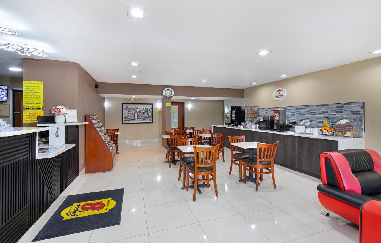 Super 8 By Wyndham Eddyville/Kuttawa Εξωτερικό φωτογραφία